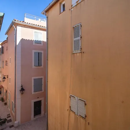 Apartment With Sea View In St Tropez - La Ponche Saint-Tropez